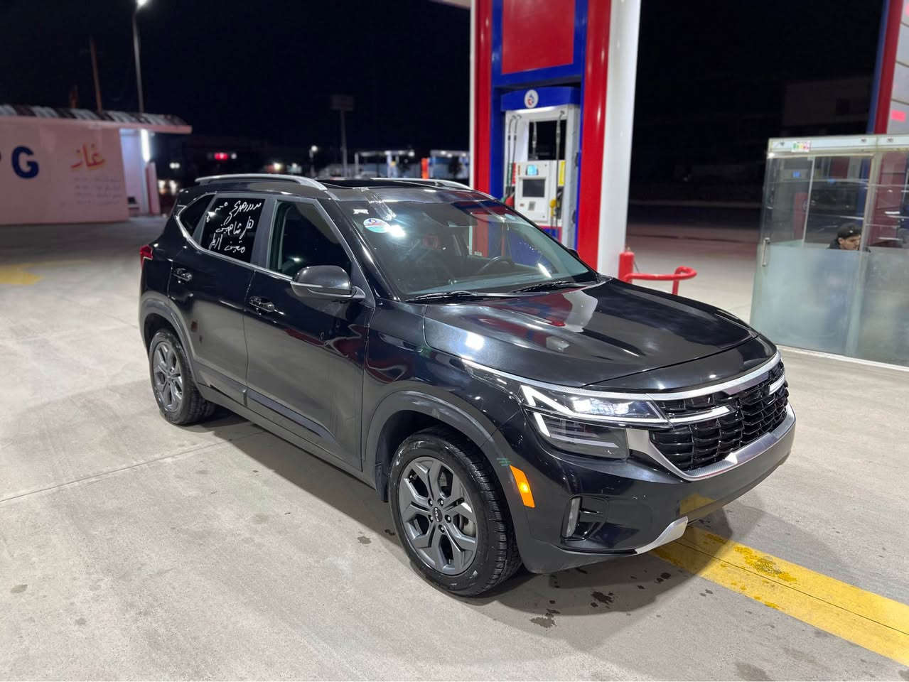 كيا سيلتوز 2024 فول مواصفات شكل حديث
سعر 122

***********☎️
مجفية عالصفحة السائق يعني بيهه صبغ صفحة و بونيد ربع سقف بدون نقطه داخلي و بدون ايرباك ايرباك فقط مال تكمة سيستم شاشة إلكتروني ديجيتال متصل كامل سلايت بصمة و شغال عند بعد امامي و خلفي و جانبي رادار و جميع انظومات القيادة و تحديد مسار و ستيرن اوتو رادار و تحكم في كل جهات بصمة و دخول ذكي كشنات و تدفئة امامي و خلفي كامل led بعد بيهه هوايه مواصفات سيارة رقم كاتي تترقم شمالي فقط سيارة مابيهه مصروف دولار مكانها أربيل للبيع نقدا فقط 
رقم شاصي بين الصور مكان اربيل شارع ١٠٠ معرض سردار هسني 📍 اكر, نينوى
