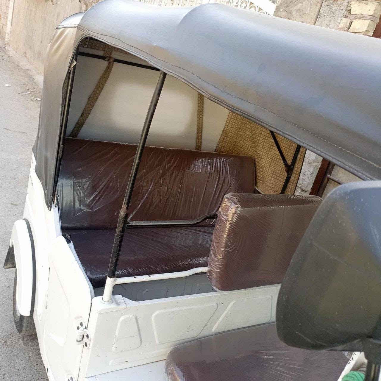 سلام عليكم تكتك 21 مرقم للبيع
تحويل ثاني يوم مكاني بغداد جسر ديالى 
استفسار *********** موجود واتس
