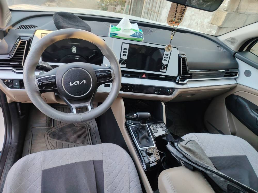 سلام عليكم سبورتج 2025 مكفوله اخذته زيرو فول مواصفات ماشيه 15الف اله سعر 250 مكاني بغداد رقم التلفون *********** بغداد, العراق
