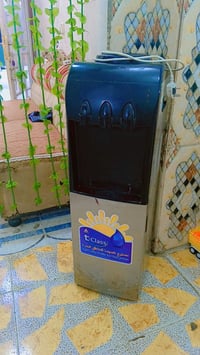 براد نضيف شغال حار وبارد ب35 07728172730