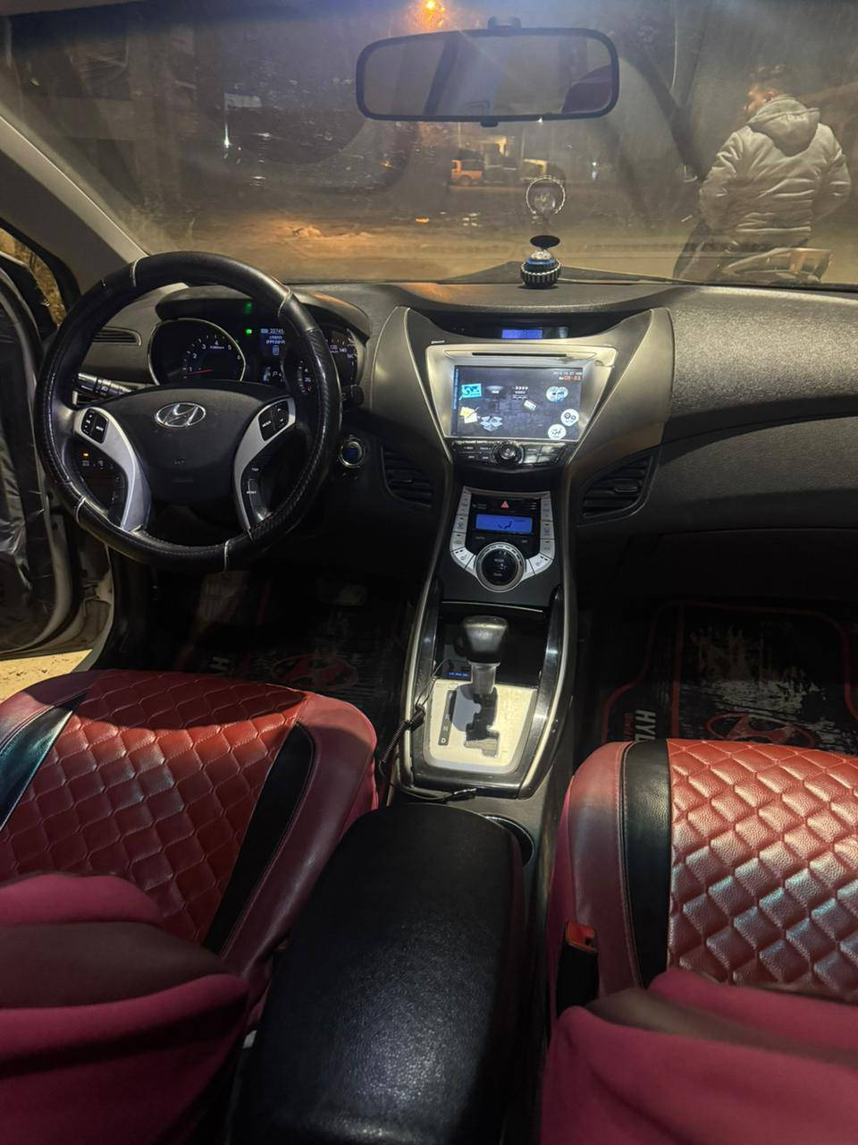 السلام عليكم
النترا 2014  ادوات ادوات ادوات 

فول مواصفات 1على1 ماعده الفتحه 

بصمه امري شفط تحكم استيرن شاشه  تبريد ثلج 

تدفه كامله مكمله عل آخر حبايه 
(سعر 55)

السياره جديده لوك ***********

متواجد خاص المكان صلاح الدين
