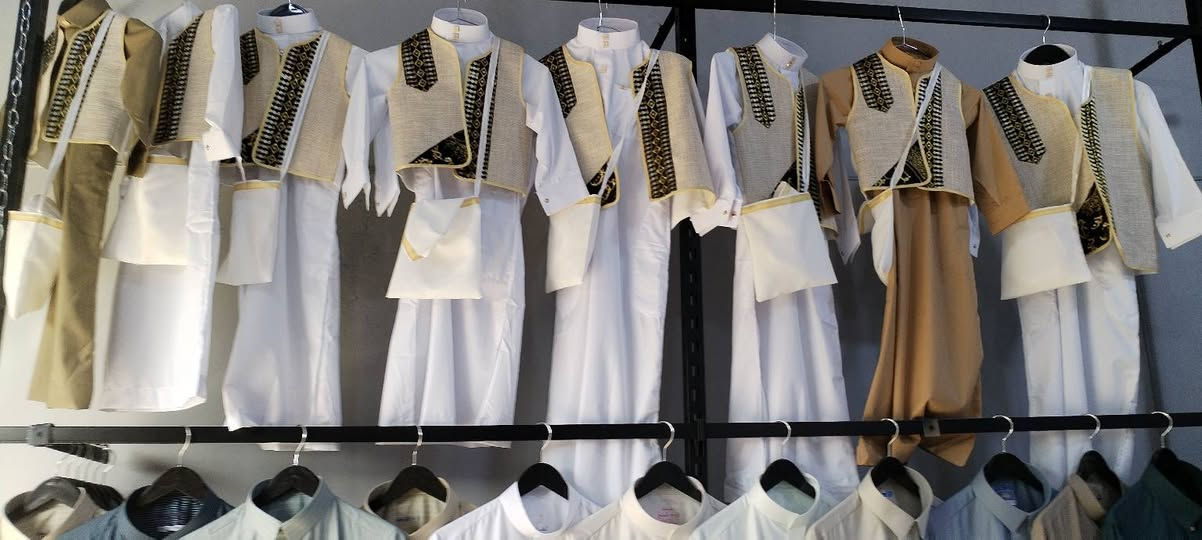 زبائنا مرحبا رمضان ويانه احلى
وصلت وجبه جديده  للزي العربي أطفالنا الاحباء من اعمار ٩سنوات فما دون دشداشه +يلك + حقيبه +طاقيه كل هذا عند
 البدراني للزي العربي
سوق الاسكان الصناعي مدخل السوق مقابل الشارع العريض قرب كافتريا على نوسه


**إذا كنت صاحب هذا الإعلان وتريد حذفه لأي سبب، رجاءا أرسل رسالة إلى الدعم الفني**