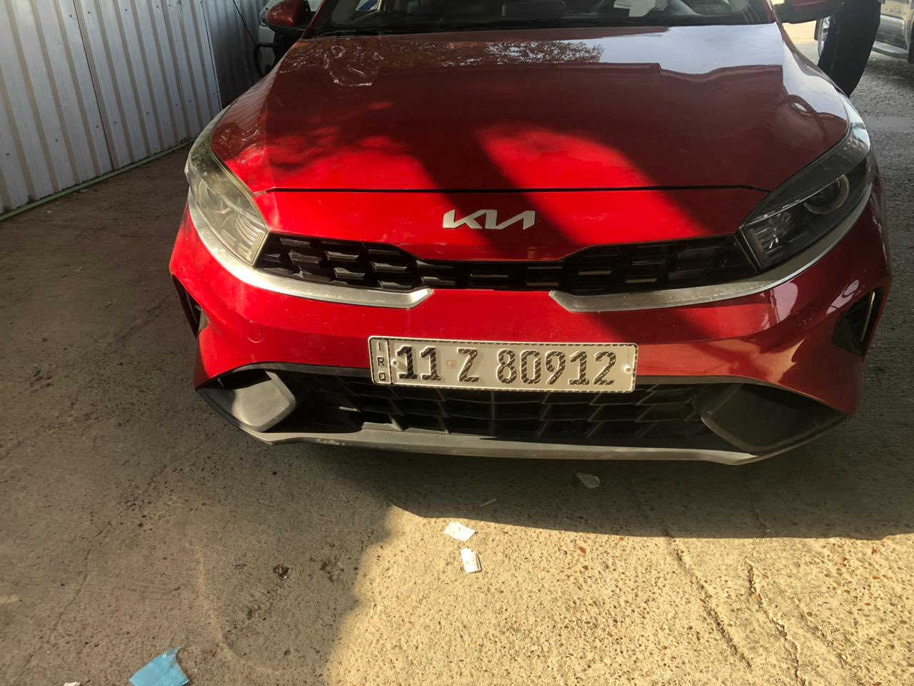 ‏السلام عليكم كيا فورتي موديل 24 حادثها مرفق  بل منشور السيارة نضيفه خير من الله السياره بسمي رقم الجديد مكاني بغداد المشتل ماشيه ٢٢.  رقمي ***********
