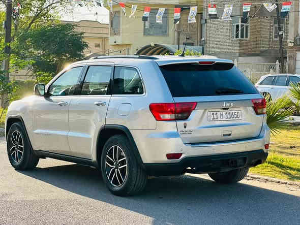 سلام عليكم خاص مغلق نتصال فقط 
السعر. 144. رقم***********.  مكان بغداد
جيب. موديل. 2013.  بسمي. رقم بغداد
محدث 20. دعاميات ويل كروم 
كير محرك حدادة. كفالة عامة كل نقص مابيها
صور. حادث مرافقة سونار مرافقة 
 فول. موصفات الخير.  واحد 1️⃣ واحد. 
بصمة بواب صندوق. بنرامة كأمر شاشة 
فورويل. جكات صعود نزول كشنات جلد
كشنات كهرباي كشنات. تدفى. ستيرن تدفى
كهربائي حساس خلفي امامي مرايات قلابي عند البك تحكم ربع جهات. مثبت سرعة. 
حجم المحرك. 5700. بلادي ما مفتوح
