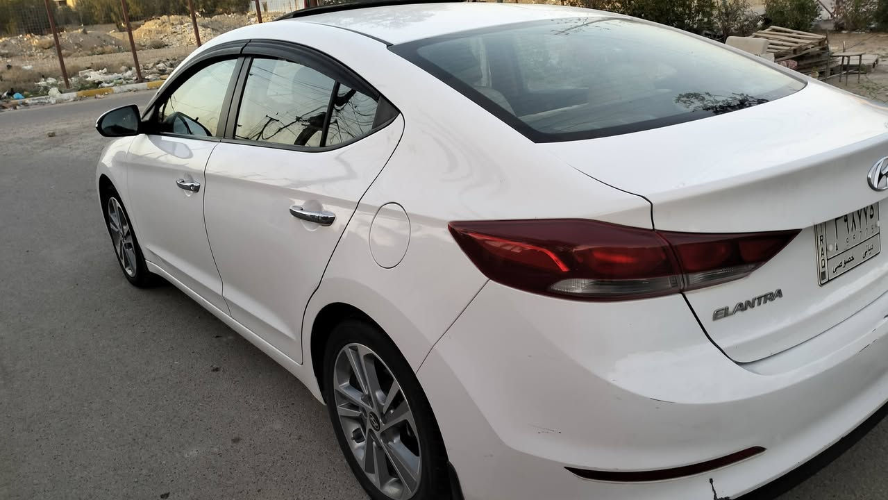 النترا خليجي موديل 18 ماشيه 69 رقم ديالى بأسمي مكاني بغداد سعرها 153 وبيها مجال
فول مواصفات عدا البصمة 

كاميرا أمامية وخلفية 

فتحة سقف

لدات نهاري ليلي 

يدات نيكل

مكينه 2000

ويل كب عدد 5 حجم 17 

كشنات جلد

داخل مطعم بصاج 

شاشة كبيرة اندرويد 

مري شفط 

سويج عدد 2

أرضية جلد مدوشمة
السيارة نظيفة حيل على وضع الشركة مال جناي بيها طخه زغيرة مأشر عليها بالصور

***********
