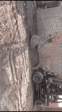 قطعة ارض للبيع (بيع مستعجل)
في ابو دشير حي المخابرات مقابيل سكة القطار 

مساحة 320 متر مربع 
انا المالك 
مستعجل ع البيع اليوم قبل باجر 
الواجه 20 متر 
والنزال 16 متر 
السعر 440 مليون وبيها مجال هواي للشخص الجاد
للإستفسار الإتصال واتساب على الرقم
***********
#الجميع
