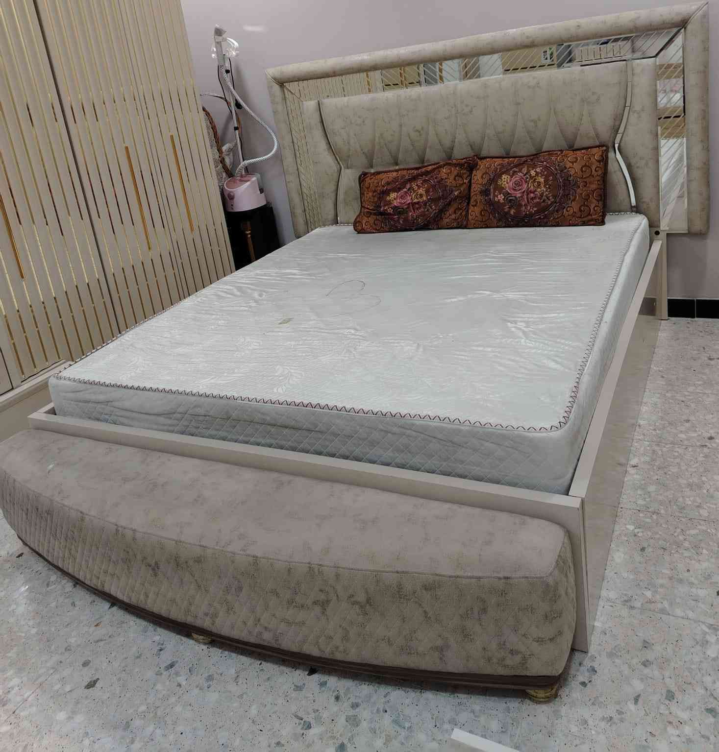 سلام عليكم غرفه نوم تركيه استخدم سنه ونص للبيع بيها ٣ تصليحات بسيطه رقم +964 771 702 0954 منطقه بغداد سعر مليونين و٧٠٠ وبيها مجال


**إذا كنت صاحب هذا الإعلان وتريد حذفه لأي سبب، رجاءا أرسل رسالة إلى الدعم الفني**