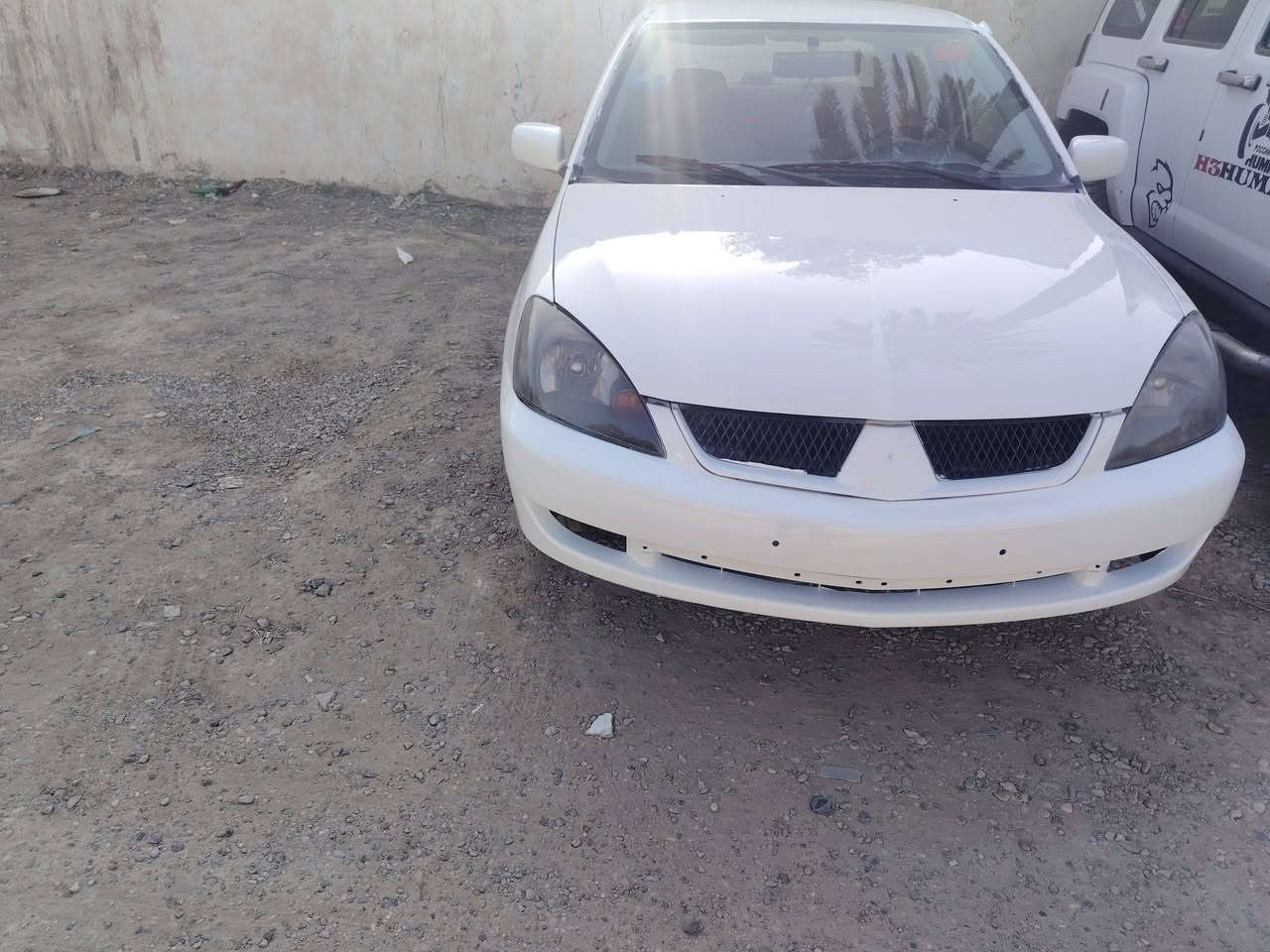 لانسر موديل ٢٠٠٦  مصبوغه عام جماليه للاتصال ***********
