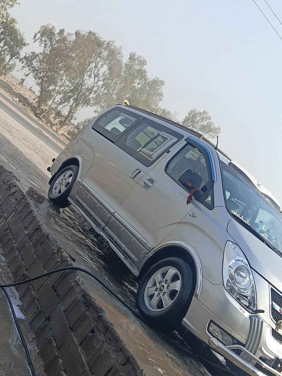 سلام عليكم ستاركس البيع 2008مسكر اصل كله شغال تبريد تدفه كهربايات ما عايزه برغي كبل الشارع مالت جناي مكان نجف الرضويه السعر 135مقفوله من الخير الستفسار تصال على الرقم ***********سياره بسامينه رقام نكليسي
