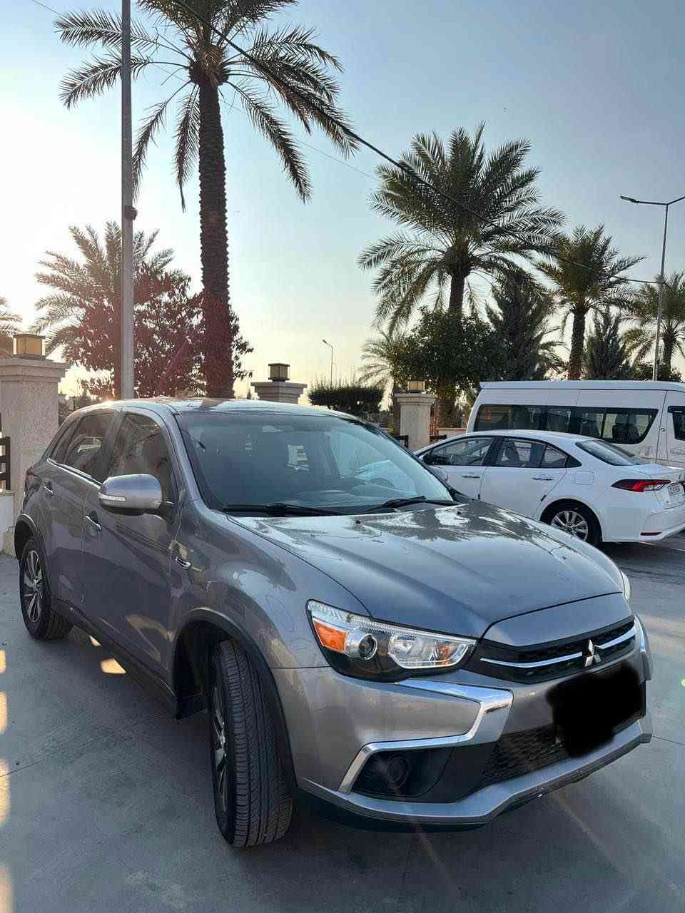 Outlander sport 2019 
سەیارەکی جائیزوو بئ مەسروفە رەقەموو سەنەوی هەزەی نوئیە
بئ نەقوستانیە بە کلین داخیل بووە لئرە لەکنە خۆمان صەفحەی لای سەکنی بویتە بۆیاغ تۆزەک ناو دەرکەی گرتیە زۆر کەمە ئیرباگ یەک شانی تەقیە کەمەک تەزرەشی هەیە
سعر ١١٧ 
*********** أربيل, العراق
