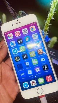 ايفون ٨ • شاشة مبدلة • بطارية منفوخة