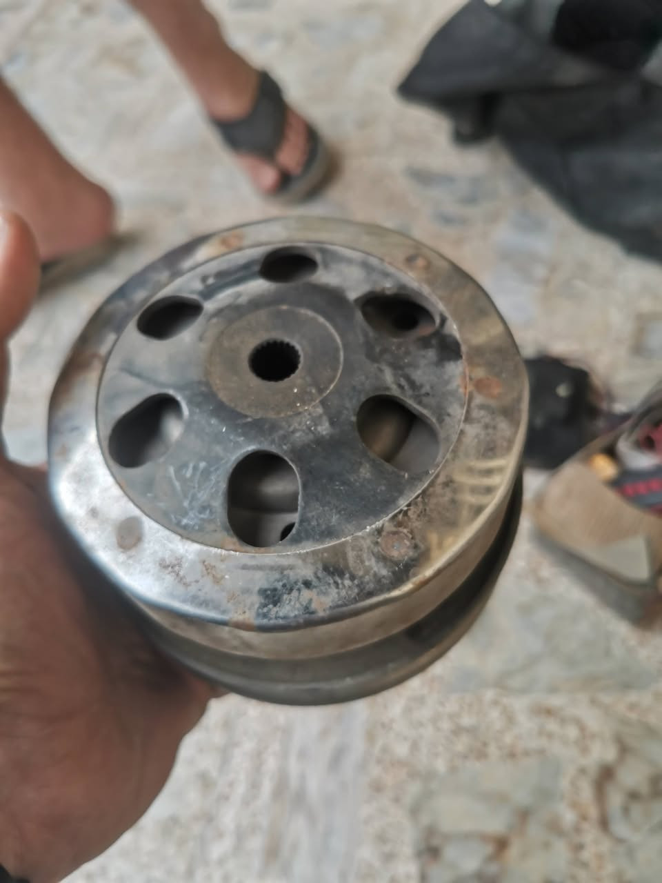 غراض سكنس واكو غير سكنس كلجات نضيفة وقوايش 2  mp3 ومرايات اصليات ذني كلهن بلصورة  
للبيع
العنوان مدينة الصدر
***********
