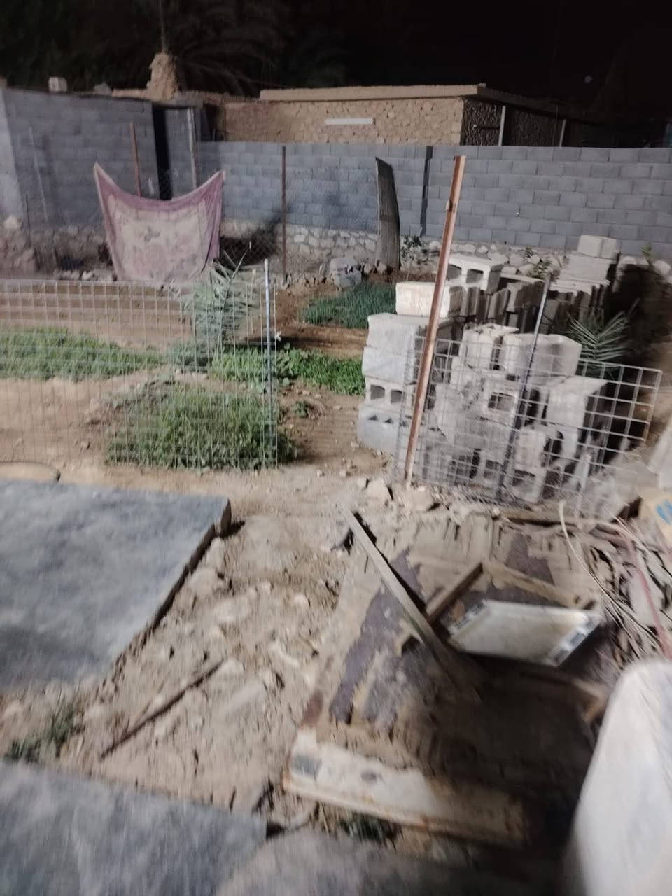 بيت لبيع مساحه ٦٨ متر طابو تحويل مباشر لمكان حي ليرموك فوك وادي لخمسه


**إذا كنت صاحب هذا الإعلان وتريد حذفه لأي سبب، رجاءا أرسل رسالة إلى الدعم الفني**