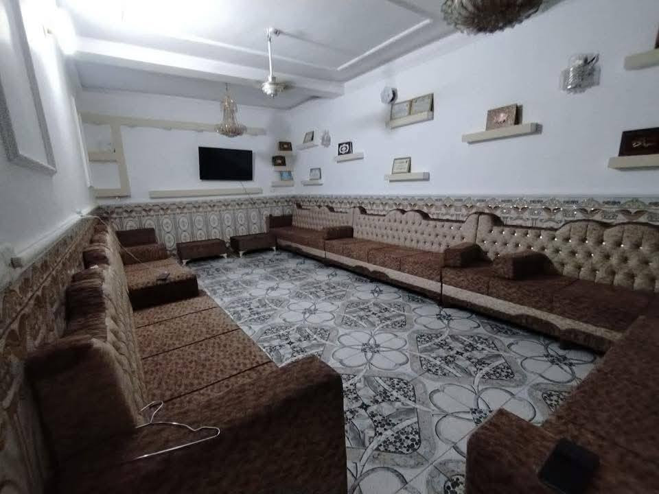 📍 دار للبيع في الفلوجة حي الجولان قرب جامع ابو ايوب الانصاري قرب علوة الفلوجة القديمة
📍نوع الملك : طابو صرف سند
📍المساحة = ١٩٠ م٢
📍 الشارع :١٥م 
🔹واجهة  = ١٠م ونزال: ١٩م
🔸بناء طابوق ٢٠١٩ 

🔴مشيدات الطابق الاول
غرفة نوم وصالة واستقبال ومطبخ وصحيات وحمام ومناور وكراج 
🟢مشيدات الطابق الثاني
ثلاثة غرف نوم وصالةوحمام

🟢سعر البيع للعقار = ١٤٨ مليون دينار قابل للتفاوض

للاستفسار اتصال على الارقام 
***********
📍 دار للبيع في الفلوجة حي الجولان قرب جامع ابو ايوب الانصاري قرب علوة الفلوجة القديمة
