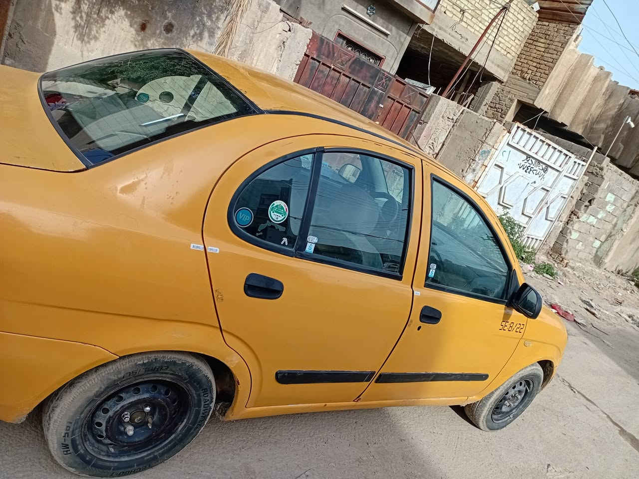 طيبه البيع موديل 2015 سياره جاهزه تبريد شغال صدر جديد *********** سعر ٢٥
