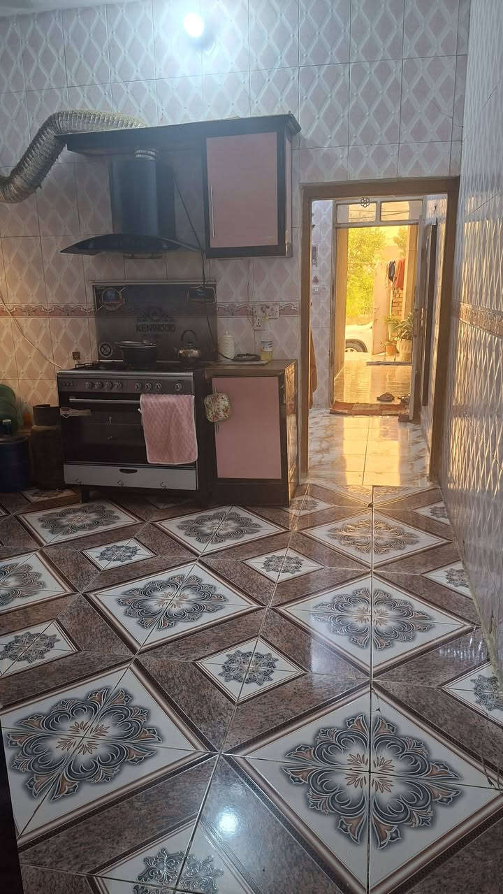 يالله بيت ١٢٥م يم التجهيزات التربيه حي العسكري البيت طابقين بناء حديث للبيع او مراوس بيت وناخذ فرق حسب الاتفاق
الاستفسار الاتصال
***********
***********
