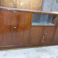 بوفيه للبيع طول مترين ونص مكان الخنساء 07705531527