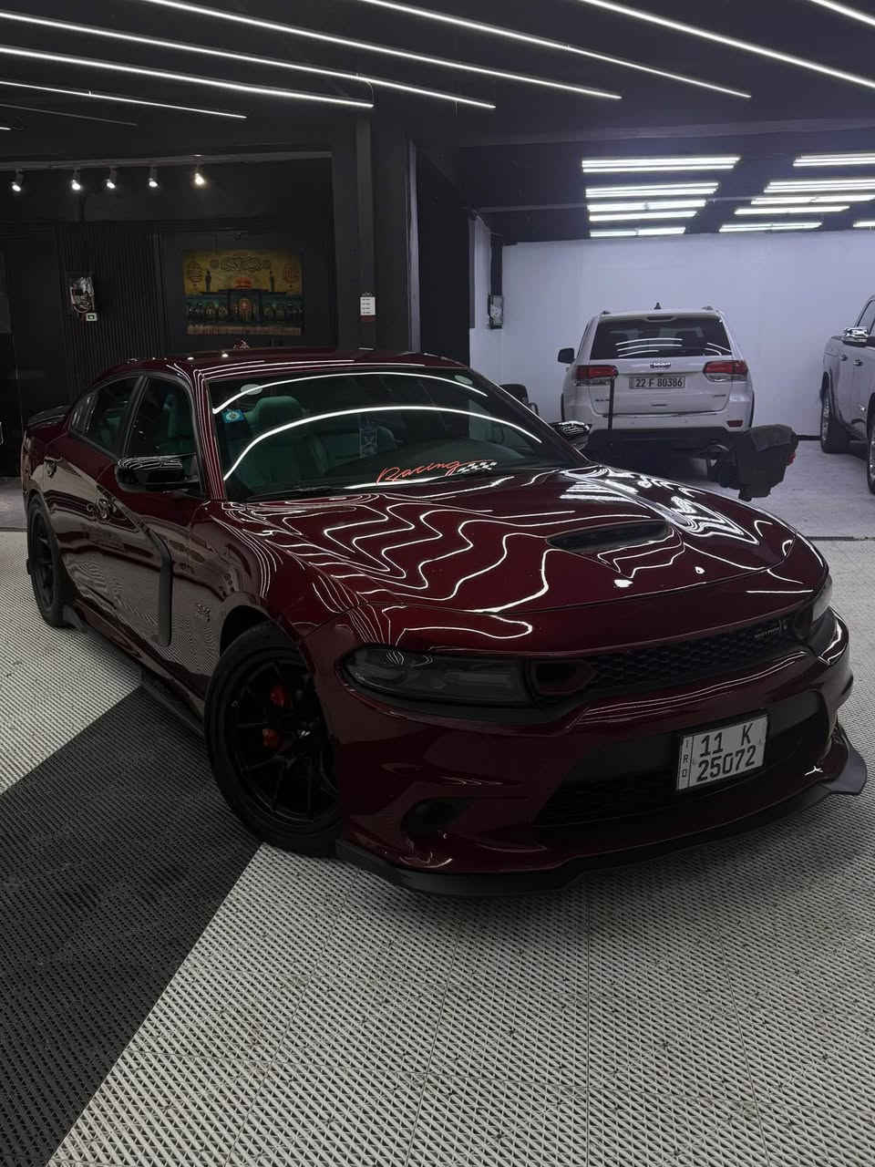 دوج جارجر سكات باك لون كرزي .  19 Scat Pack 
وارد أمريكي  نظيفة جدا وماناقصة اي شي  فول عده الفتحه 
من انصف واقوه السكاتات بغداد السياره معروفه 
#الموديل : 2019. ( امريكي) . حادث بنيد وجاملغ والباقي كفاله شاصي لغد مكينه كير اكسل كلهم كفاله 
#المحرك : SRT . V8 . 6.4L برتقالي .
#العداد 40,900 ml قابل لزياره 
رقم بغداد الجديد وهزه جديده  ابسمي تحويل ثاني يوم 
المواصفات :
* تحذير الخروج عن المسار . 
*  نقطة عمياء . 
* مكابح رياضية (برمبو) . 4 بستم 
* لايت LED . 
* كاميرا خلفية . 
* امكانية التحكم بوضعيات المقود كهربائيا . 
* كزوز سستم . 
* حساسات خلفية . 
* ويل قياس 20 أنج 
* سستم صوت ALPINE . 
* تشغيل عن بعد . 
* مقاعد رياضية حضن + جلد . 
* المقاعد الأمامية تبريد وتدفئة . 
* نظام خرائط GPS . 
* شاشة كبيرة قياس 8.4 أنج اوپشنات SRT 
* تدفئة ستيرن . 
* كير شفتر بالستيرن . 
* جناح خلفي . 
* بلوتوث تلفون . 
* محدد سرعة . 
* كشن جلد 
الإضافات 
_شوته 
_اويل بلت 
_اويل برثر
_نوزلات ازرق الطويل 
_بلكات ريسنك 
_ولف حماوه مشيمتو 82  اصلي 
_اكس بايب داون بايب كامل وسطيات CLB
_‏fm pro max m2
_فيول بم ريسنك عبوه كامله 
_اويل كاج كان بولت 
_دبات srt اسود 
_ثروتر bbk كامل 
_العقل مفتوح اول لاين تفريغ كامل فصله سيڤتي كامل برمجه داينو مصطفى ايكل 
_ تخم ويل روهانه الجديد 
_تخم تاير جديد خلفي 315 امامي 275 
_اضافه دواخل مكينه 
_سترس بار 
_ستدات طلقه 
_فجوج 4 بستم 
_ لد فسفوري ابيض ترحيب 
_ عدسات LED انارتها نهار 
_ لدات بنيد 
السياره لتقارنها بستوك السياره مصروف عليها خير من الله مابيها كال نقص صدر امامي خلفي جديد 
*للاستفسار الاتصال عل *********** 
سعر ٢٣٥
مكان السيارة ( بغداد_ دورة) بغداد, العراق
