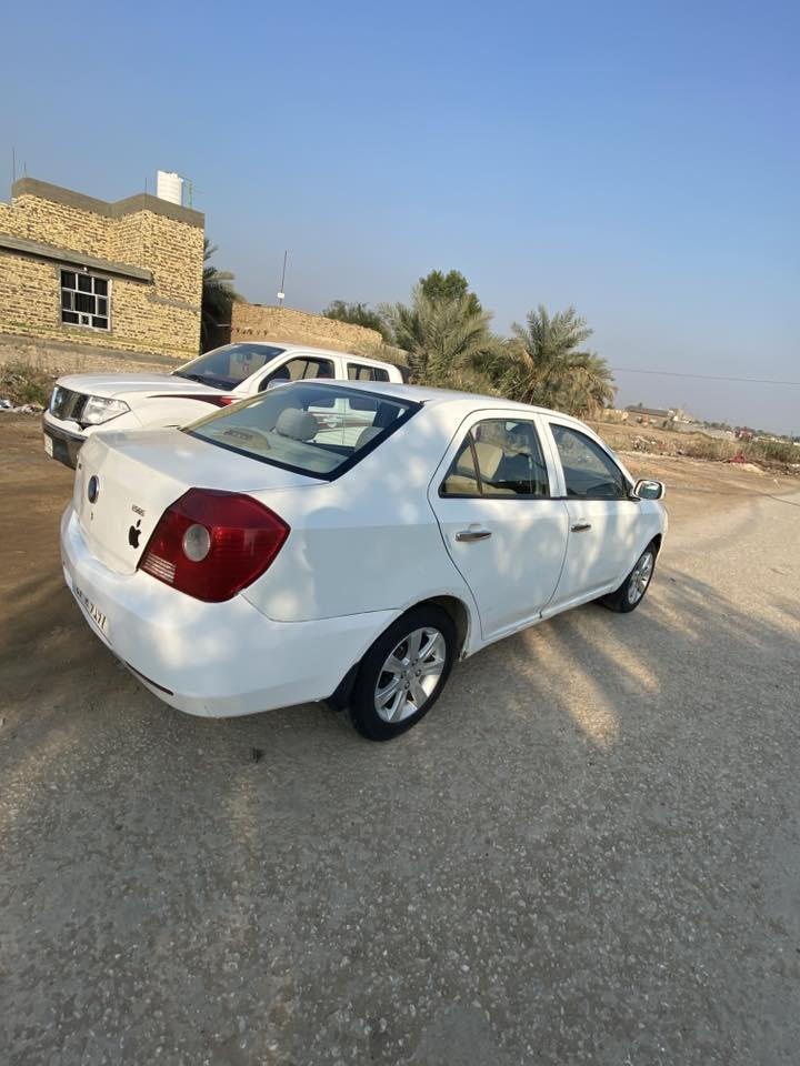 السلام عليكم 
أعيد النشر بسبب الوعود الكاذبه
Mk 
موديل 2012 
السياره مكفوله كفاله عامه
 تدفئه تبريد
كهربائيات كله شغاله
رقم انكليزي 
تحويل مباشر
السعر 41
للاستفسار الاتصال ع
***********
