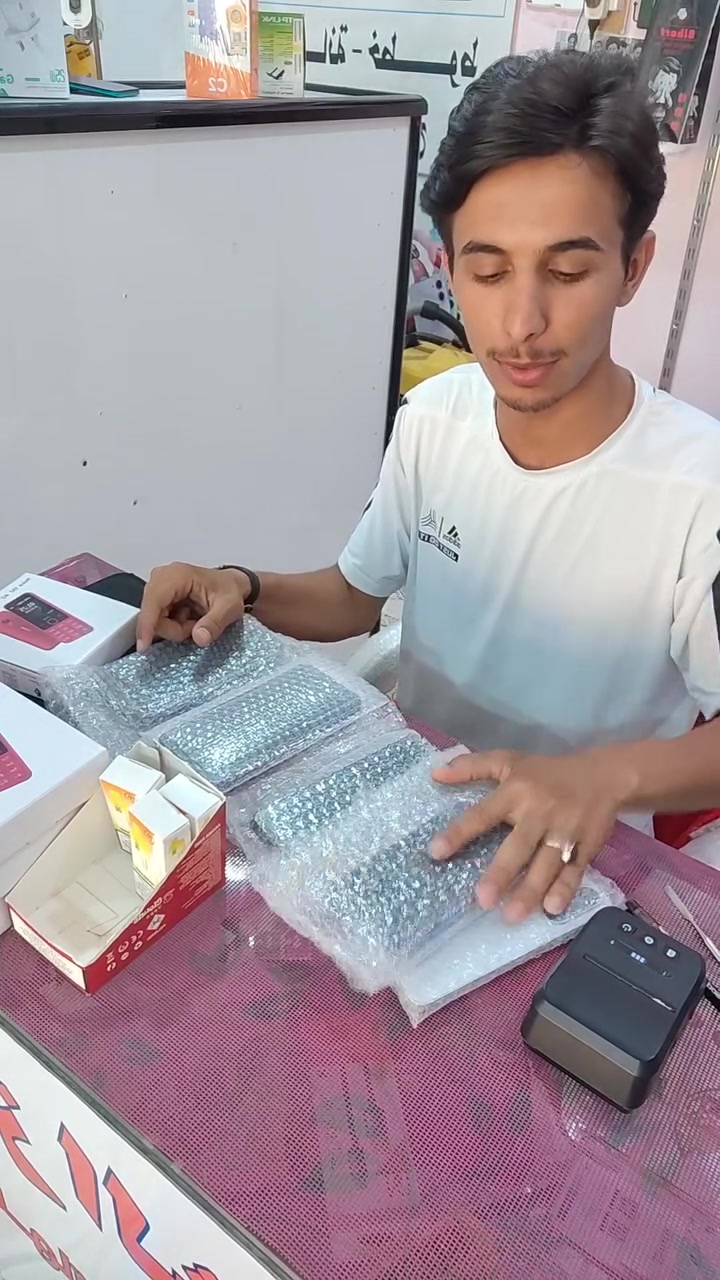 مركز الشويلي للهاتف النقال منطقه المعش مجاور حسينيه بيت عربي اهلاََ وسهلاَ للحجز والاستفسار ***********
خادمكم اني
