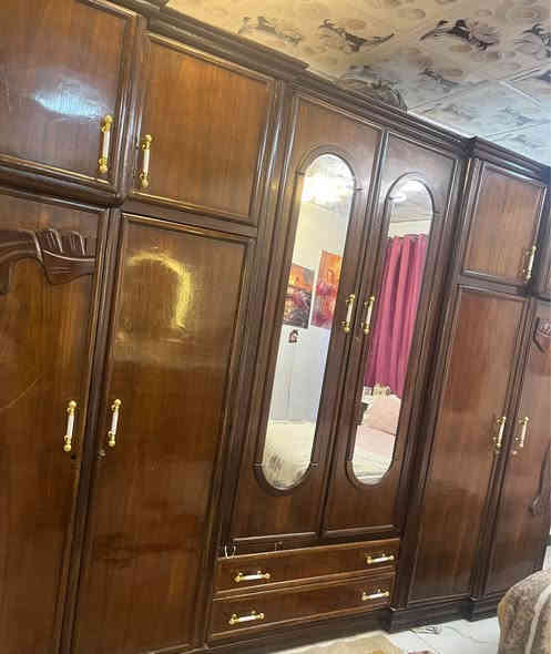 صاجيه باب اول درجه اولى للبيع تفاصيل خاص وبعد بيهه قطعه واجهيه جربايه *********** بغداد
