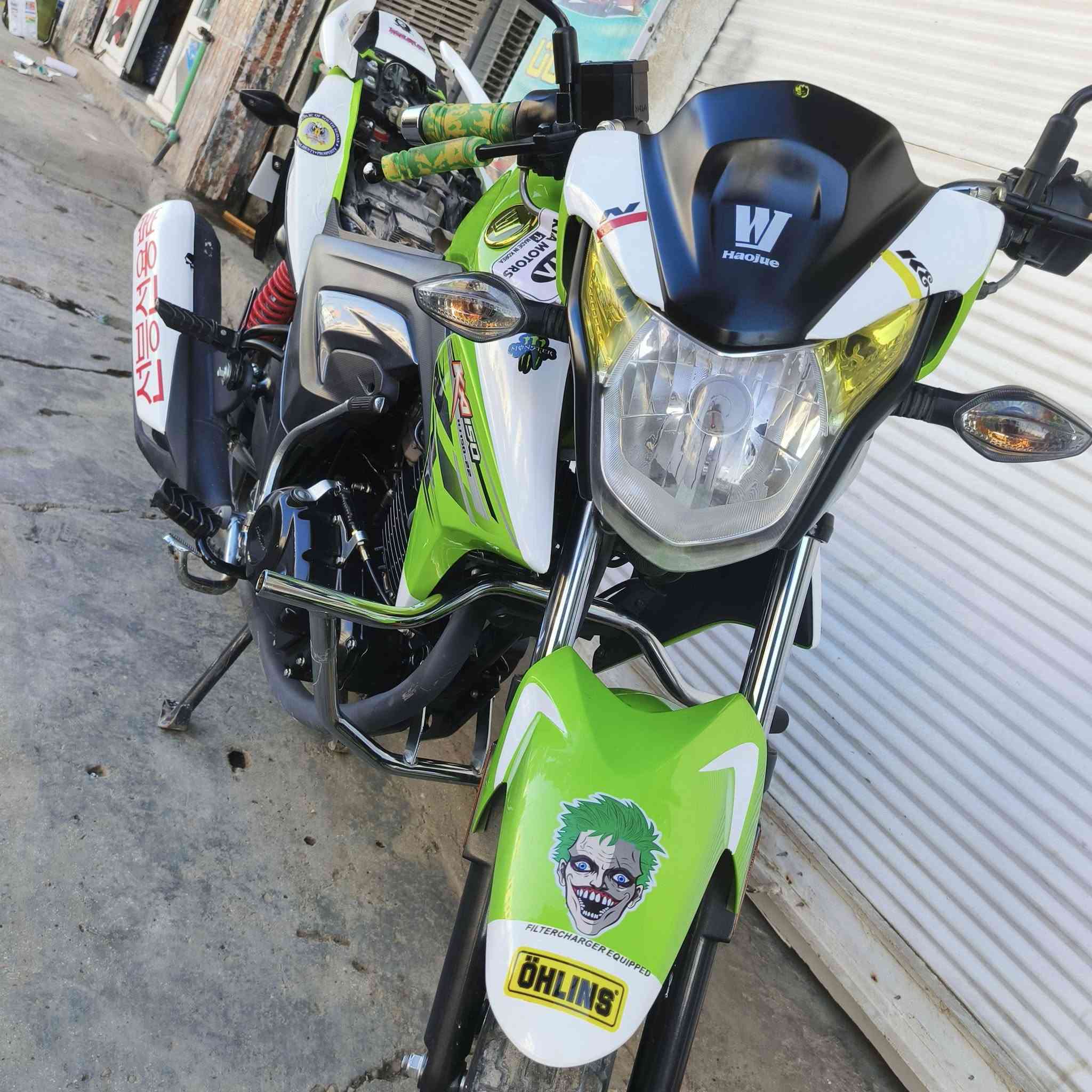 يوجد تغليف كل انواع دراجات  مكان رمادي مقابيل جامع لقاضي كماليات محمود للسيارات رقم  ‏‪***********‬‏
