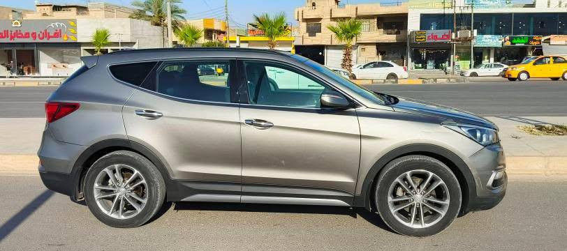 سنتافي 2017
رقم اربيل الجديد

 Limited Sport

 2.0TGdi

km عداد 154000

فول مواصفات 

بصمة

بانوراما 

دفع رباعي AWD 

رادار جانبي (نقطة عمياء) 

نظام النزول من المنحدرات 

 Drive mode

نظام سماعات infinity  سماعات عدد 10

تدفئة ستيرن

كشنات جلد

تدفئة + تبريد المقاعد الامامية 

تدفئة المقاعد الخلفية

كشن السائق+ كشن الراكب كهربائي 

كشن السائق خزن 

صندوق كهربائي 

مرايا تعتيم 

نظام مانع الانزلاق  Traction control

حساسات خلفية 

Air bags 8

واتساب ***********
$السعر 152

