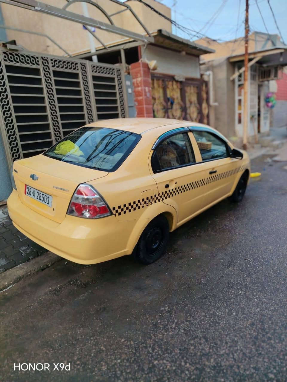 السلام عليكم افيو مديل 2010للبيع فقط تبريد عايزة فقط صوندة وغاز كير مكينة حدادية تخم تاير خير من الله 
رقم نجف بأسمي مداور ثاني يوم مكاني نجف وهاذة رقمي *********** السعر 50وبيه مجال
