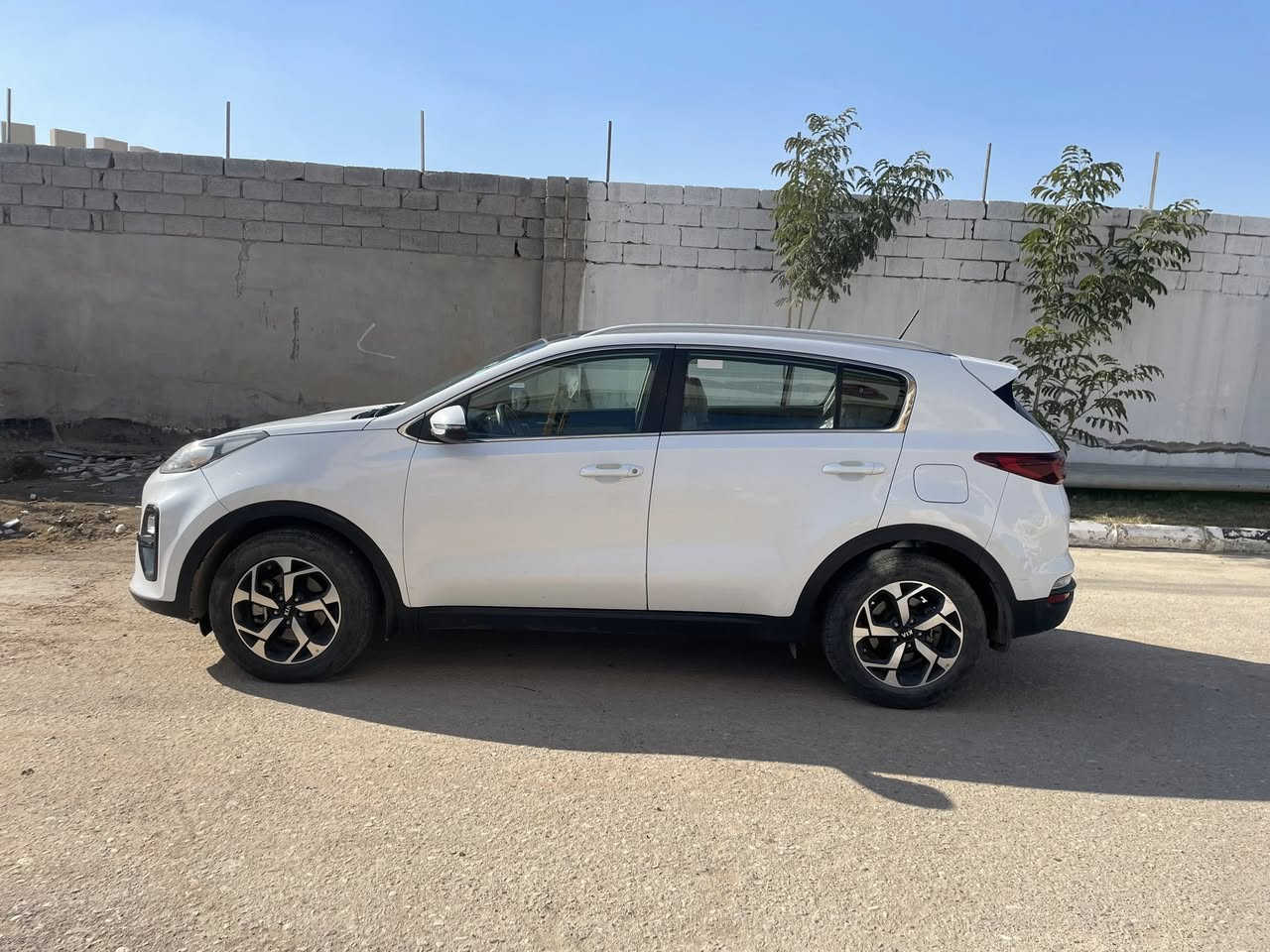 سبورتج. خليجي 2020 للبيع رقم  اربيل 
ماشية ١٦٠ الف كيلو متر قابل للزيادة 
بانوراما 
اشاير بالمري 
تحكمات ستيرن  
ثلاث أنظمة قيادة  
نظام منحدرات 
حساس خلفي  
 السعر 189  قفل تحويل  فقط ابيع بدون وكالة
عنوان السيارة  ديالى / بعقوبة 
اتصال فقط متواجد 
***********
يوجد سونار مرفق مع المنشور
