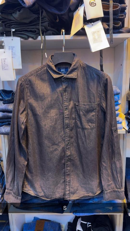 كسر قميص بالة سوبر كريمة 
قياسات داخل صورة 
العنوان الحرية أولة شارع مختار


**إذا كنت صاحب هذا الإعلان وتريد حذفه لأي سبب، رجاءا أرسل رسالة إلى الدعم الفني**