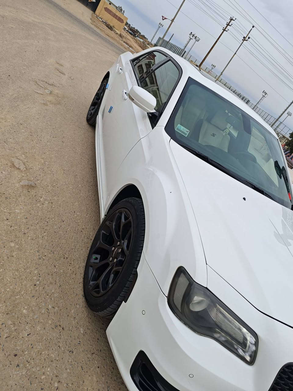 (السلام عليكم ورحمة الله وبركاته)
للبيع كرايسلر اوباما(كندي)

الموديل/2018

الفئه/S،

الممشئ/121000،كيلو متر،

الرقم/اربيل،وكاله،هزه وسنويه ورقم جديد

حجم المحرك/3600,v6+تو ويل

الموصفات/فتحه سقف بنراما/ /رادار جانبي/داخل ابيض/كشن حضن/نقطه عمياء/اشاير بل مري/حساس امامي خلفي/شاشه كبيره كار بلي/دمام/سماعات الباين/نضام سبورت/مثبت سرعه/ويل 20 اينج/شفتات ستيرن/تدفئه كشن/بعد مواصفات هواي معروفه لل S300/السعر✅287

رقم الموبيل متواجد وتساب اتصال (***********)

(بصره )

ملاحظه/ الماتعجبه السياره يعبر المنشور بلا زحمه
