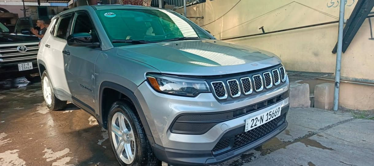 جيب كومبارس 
موديل 2023
محرك 20توربو شرط
كير شرط 
ماشي 45الف ميل 
فول عدا كشن جلد و سلايت 
ضرر فقط بونيد  بل صور يبين 
عنوان اربيل 
سعر 185 بيها مجال 
***********
*********** كركوك, العراق
