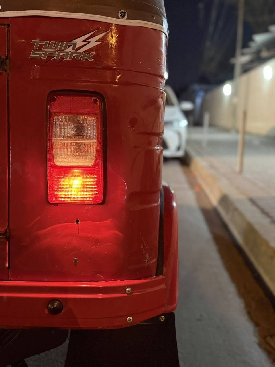 السلام عليكم تكتك للبيع ٢٠١٩ تكتك جافيه من يم الكصه وراجعه وبيها ونه بل اكسل خفيفه بل جعمقه مو اكسل كامل اوراق اصوليه السعر ٤٧٥٠ وبيها مجال حك الجيه الي مو شراي يعبر المنشور مكان بغداد حي الجهاد ***********
