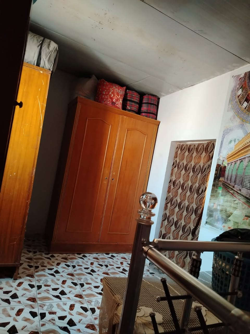 للبيع بيت زراعي قرار 25 

شارع المطار القديم شارع ابو جميل مقابيل مدرسه انوار السجاد بفرع الجامع مساحه البيت ١٢٥م السعر ٤٠ مليون عمر البناء ٥ سنوات 

للتواصل :
***********
