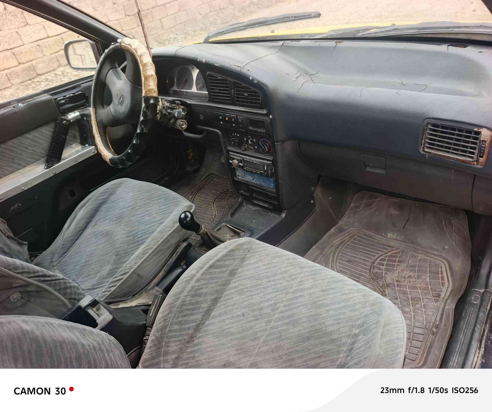 يالله
السلام عليكم ورحمة الله 
هوندة انتره موديل 91
محرك براتون شرط كير بي خربطه
صدر جديد. كهربائيّات فول 
تدفئه نار 🔥
تايرات نص عمر. 
جام يصعد وينزل كلهن
باور شغال. 
يعوزها ترتيبات بصيطه 
مال جناي حلوة وجاهزة. 

السع16وبي مجال. مراوس حسب القناعه 
مكاني الشركاط عويجيلة
***********
