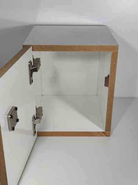 قاصة قياسات  العرض ٣٠ _٢٠ العمق  الرتفاع ٣٠ 
للحجز ***********  السعر مع توصيل ١٥ الف
