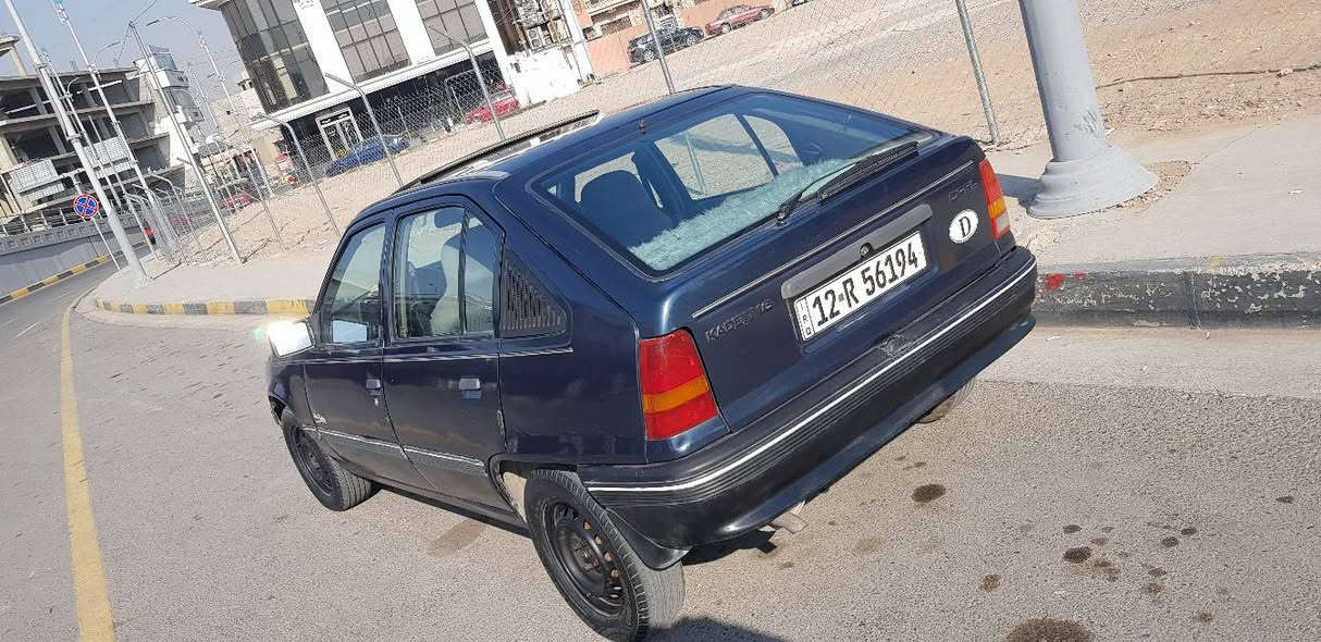 اوبل كاديت
موديل ١٩٩١
مصبوغه عام جماليه
كيج بانزين كيج حماوه دشبول مسجل وايرمنيه كلو شغال
كير عادي
طخم تاير جديد
داخلها جديد
كاربون بانزين
رقم نينوى مسطره جديد
سنويه جديده عظم
شرط التحويل السياره بأسمي
السياره جاهزه 
السعر 35
***********
***********
