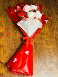 بوكي ورد • عيد الحب • مع كرت