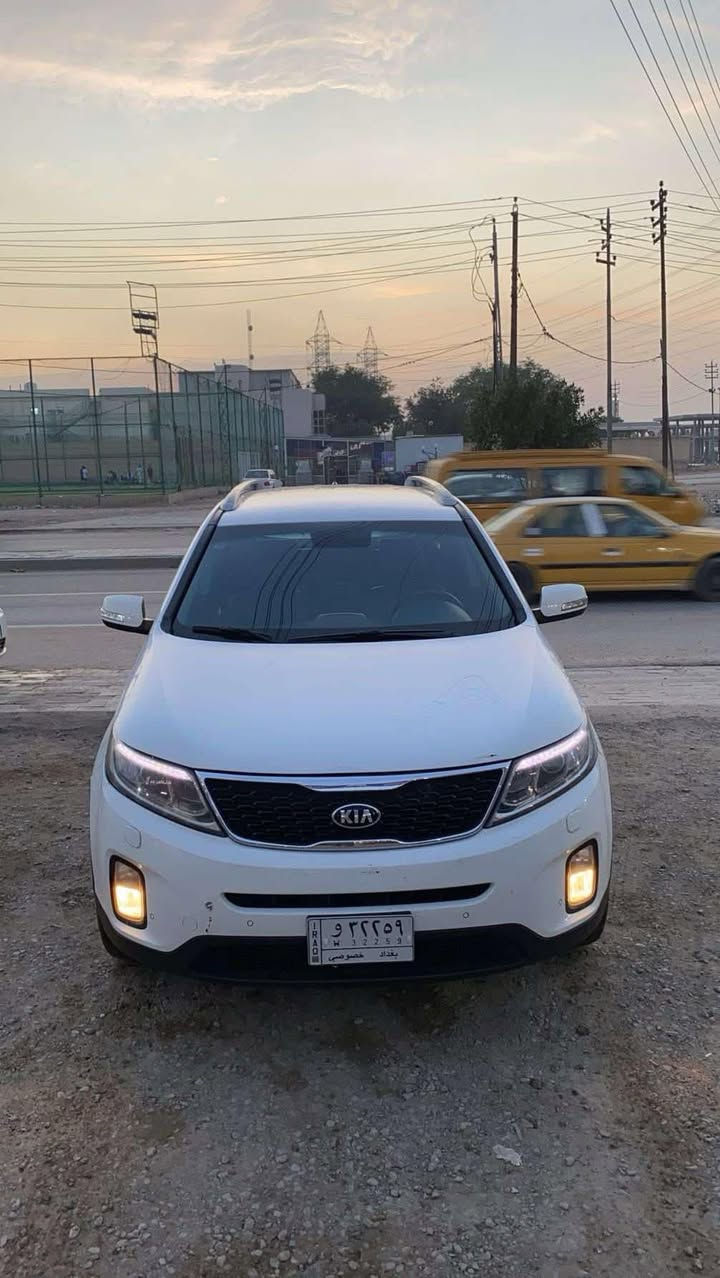 للبيع سورنتو كويتي آعلى فئة واحد 1 على واحد 1
موديل 2015 مكفولة كفالة عامة بلكااااامل
رقم بغداد شرط التحويل
المواصفات 
سبعه 7 راكب 
سته 6 سلندر 
ثلاث 3 قطع تبريد 
بصمه تشغيل 
بصمه أبواب 
اشاره ترحيب
يدات نيكل 
دواسات 

فور ويل
زراكات
حساسات جانبيه 
كاميرا  خلفية 
إشارة بالمرايه 
تحكمات ستيرن
بردات جانبيه 
شاشه 
كشانه جلد
كشانه كهرباء 
السيارة مكفوله كفاله عامه من الصبغ والتبديل والبارد
السعر (185)
المكان نجف كوفه 
للأستفسار الأتصال 

‭٠٧٨٢ ٤٦٢ ٩٤٢٢‬
