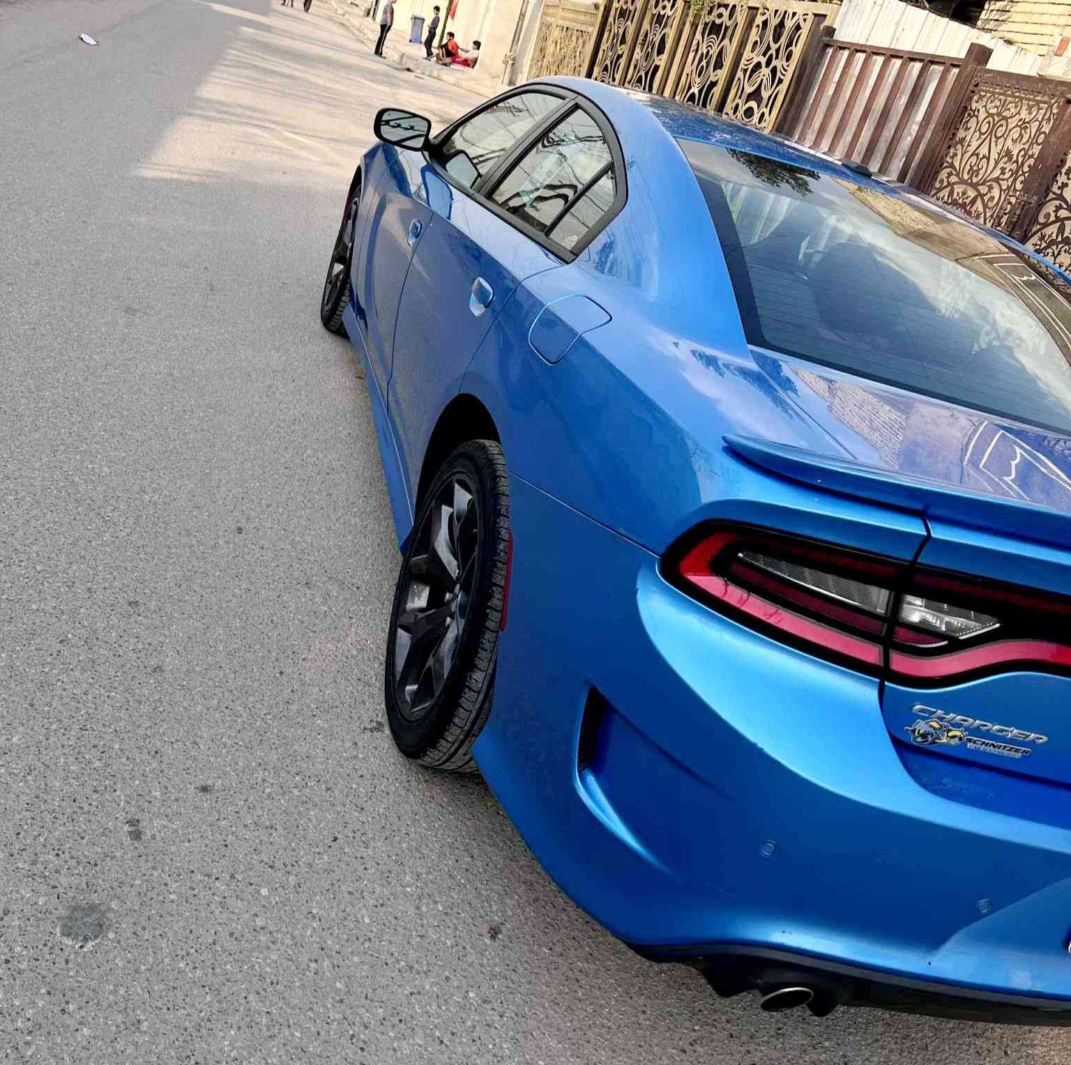 جارجر موديل 2019 جيتي لون مميز خليجي كفالة عامة ماشية ٧٢ الف فقط سيارة كلش حلوة ونظيفة وفول مواصفات فتحة وباقي المواصفات المعروفة السيارة مال بيت وجناي ورقم بغداد تحويل مباشر السعر 288 وبي مجال مكاني بغداد العبيدي ***********
