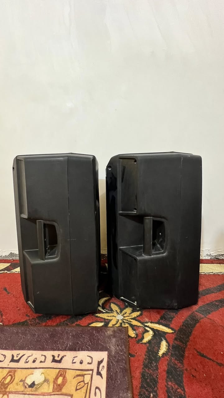 السلام عليكم سماعات زوج RCF 725 للبيع
السعر مليون ونص قفل إيطالي اصلي شرط الفحص


**إذا كنت صاحب هذا الإعلان وتريد حذفه لأي سبب، رجاءا أرسل رسالة إلى الدعم الفني**