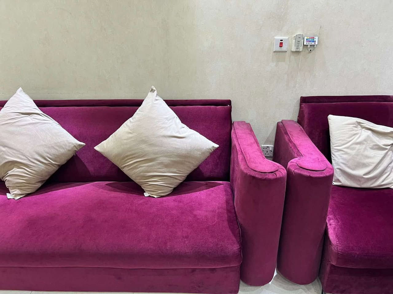 #بيع_سريع📌👇🏻
تخم عراقي 10 مقاعد نظيف مثل الصور💯
العنوان #بغداد_الغزالية📍للمزيد مراسلتي✅👍🏻


**إذا كنت صاحب هذا الإعلان وتريد حذفه لأي سبب، رجاءا أرسل رسالة إلى الدعم الفني**