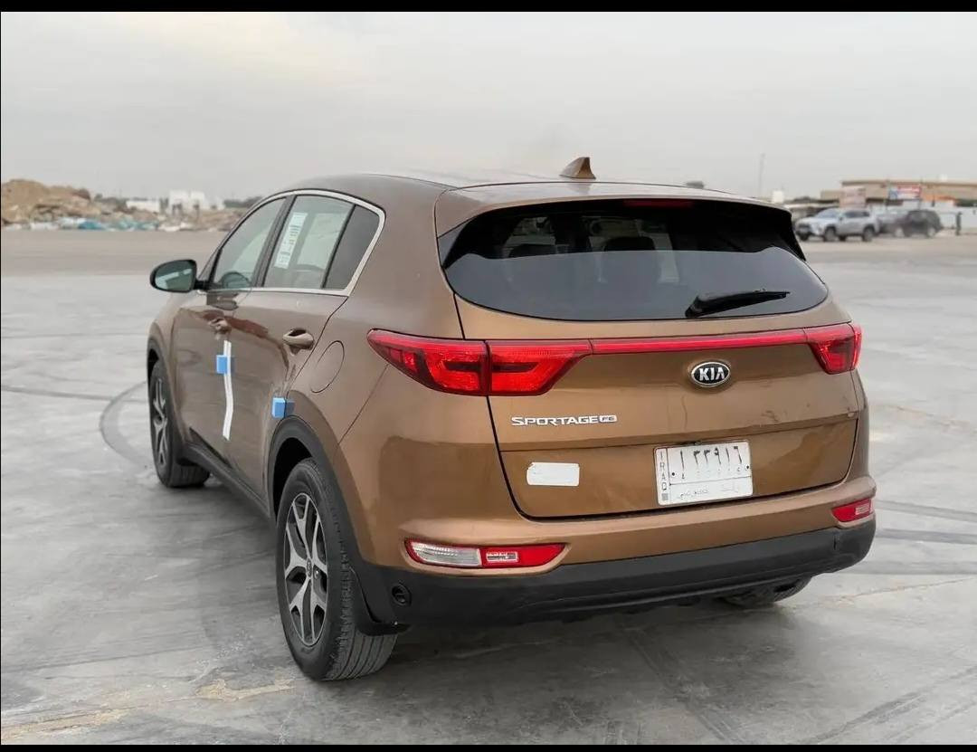 سبورتج ٢٠١٧ وارد امريكي 2400gdi رقم واسط دولي بأسمي حادث جاملغ وبنيد بدون دواخل السيارة خير من الله السعر ١٤٥
لاستفسار الاتصال ***********
