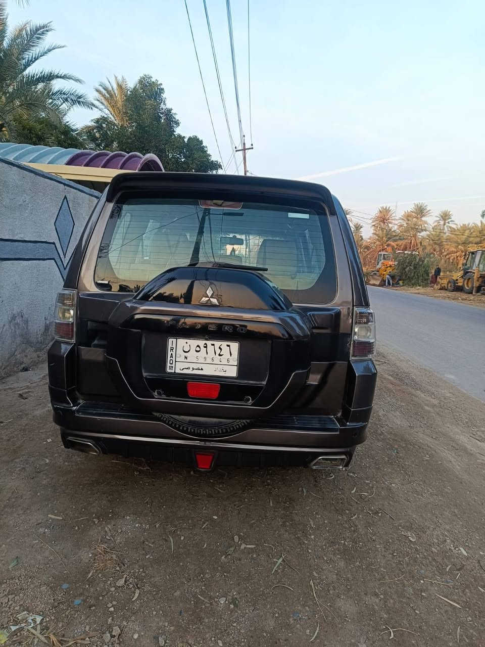 سلام عليكم
باجيرو 2010 محدثه 2017  مكينه 3500 مصبوغه عام مكفوله من الجفية والگلبة رقم بغداد بأسمي شادلها منظومه غاز جديدة . تخم تاير  , تبريد شغال ثلج ,تدفئه شغاله   مكينتها بيها تنقيص قليل السعر 110 وبي مجال  ***********  مكاني ديالى بعقوبه
