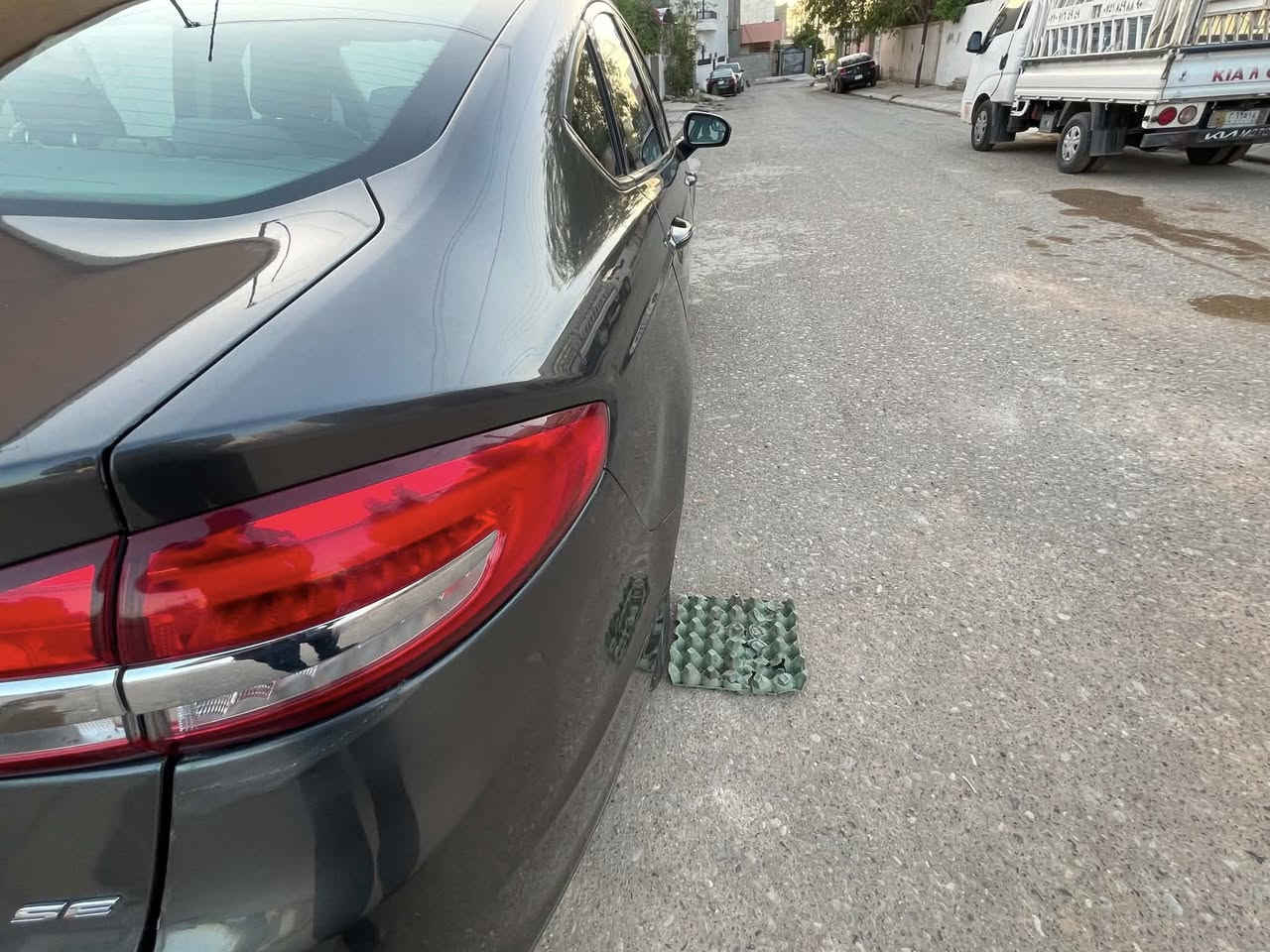 سلام عليكم
ford fusion
موديل 2017 
مكينه 2500 مرغوب 
سنويه جديد باسمنه لحد 2030
دهن كير دهن محرك كلهاا جديد بشرط
كير مكينه مكفول 
صدر امامي صدر خلفي بشرط
تحويل وكاله غرامه بشرط 
تبريد تدفيه بشرط ثلج 
عدها 2 قطعه اشويه بي داخل يم جاملغ سكن 
كلشي موضح بصوره 
تاخم تايرات جديد 
مكان سياره كركوك 
*********** بي واتساب هم
