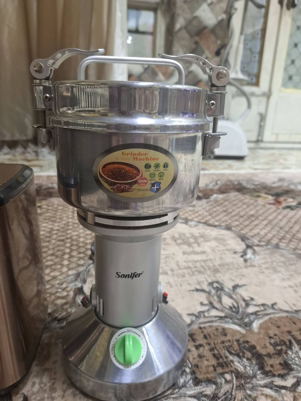 مثرامه لحم وطاحونه احجام كبيرة غير مستخدم ماخذهن ب١٨٠ اريدهن ١٥٠ مكان البلديات


**إذا كنت صاحب هذا الإعلان وتريد حذفه لأي سبب، رجاءا أرسل رسالة إلى الدعم الفني**