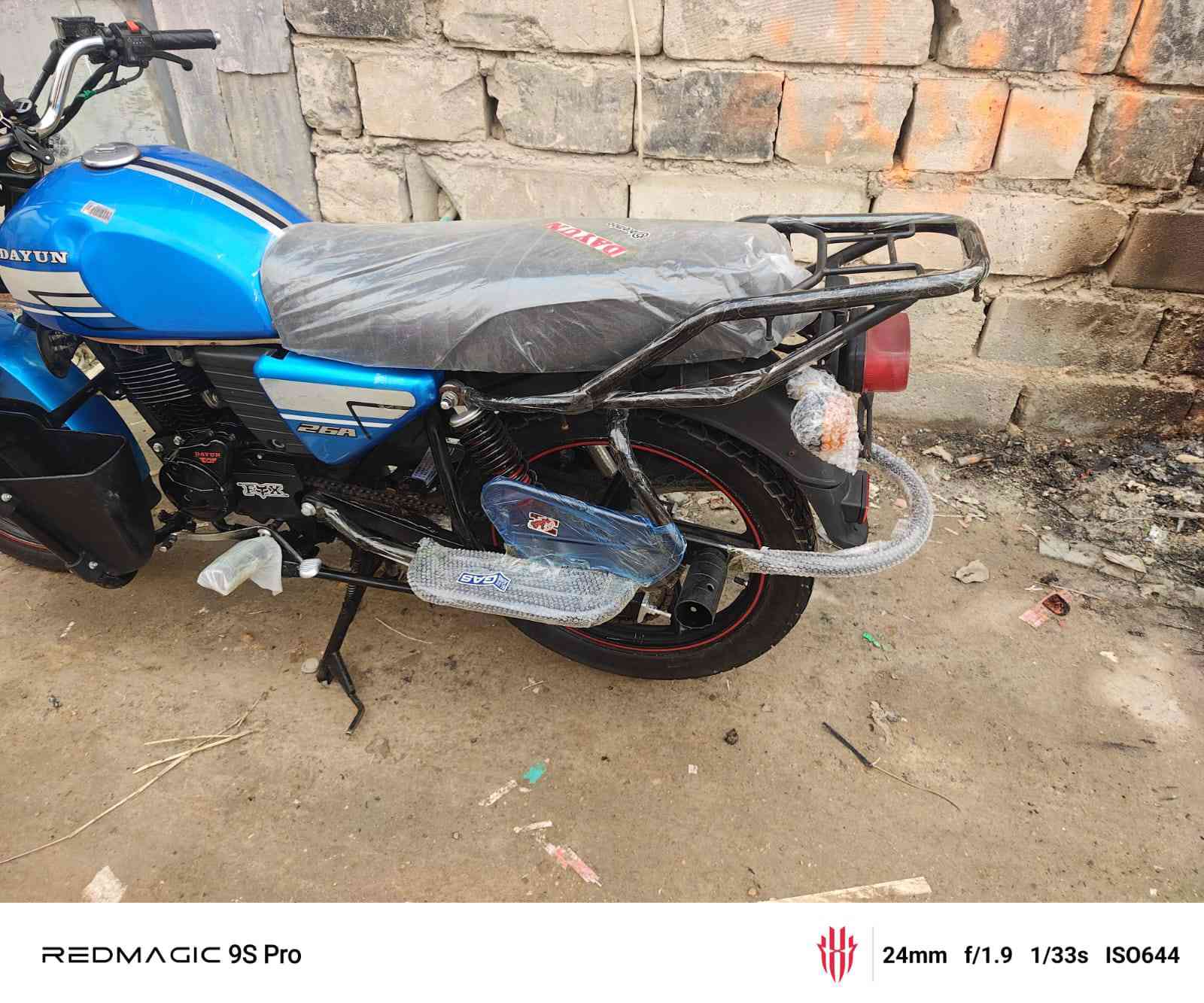 دراجه دايون أوراق أصولية باسمي طالعه بل 21 شرط كفالة عامة من كلشي ماشيه 4 الالف فقط لايت زنون هورن سيدان دسك امامي محرك كتابة حمرة مامفتوح بيها برغي جيب فيتر وتعال سعرها (مليون و١٥٠) وبيه مجال بسيط مكاني كربلاء حي الوفاء شراي اتصل خاص ما اجاوب ***********
