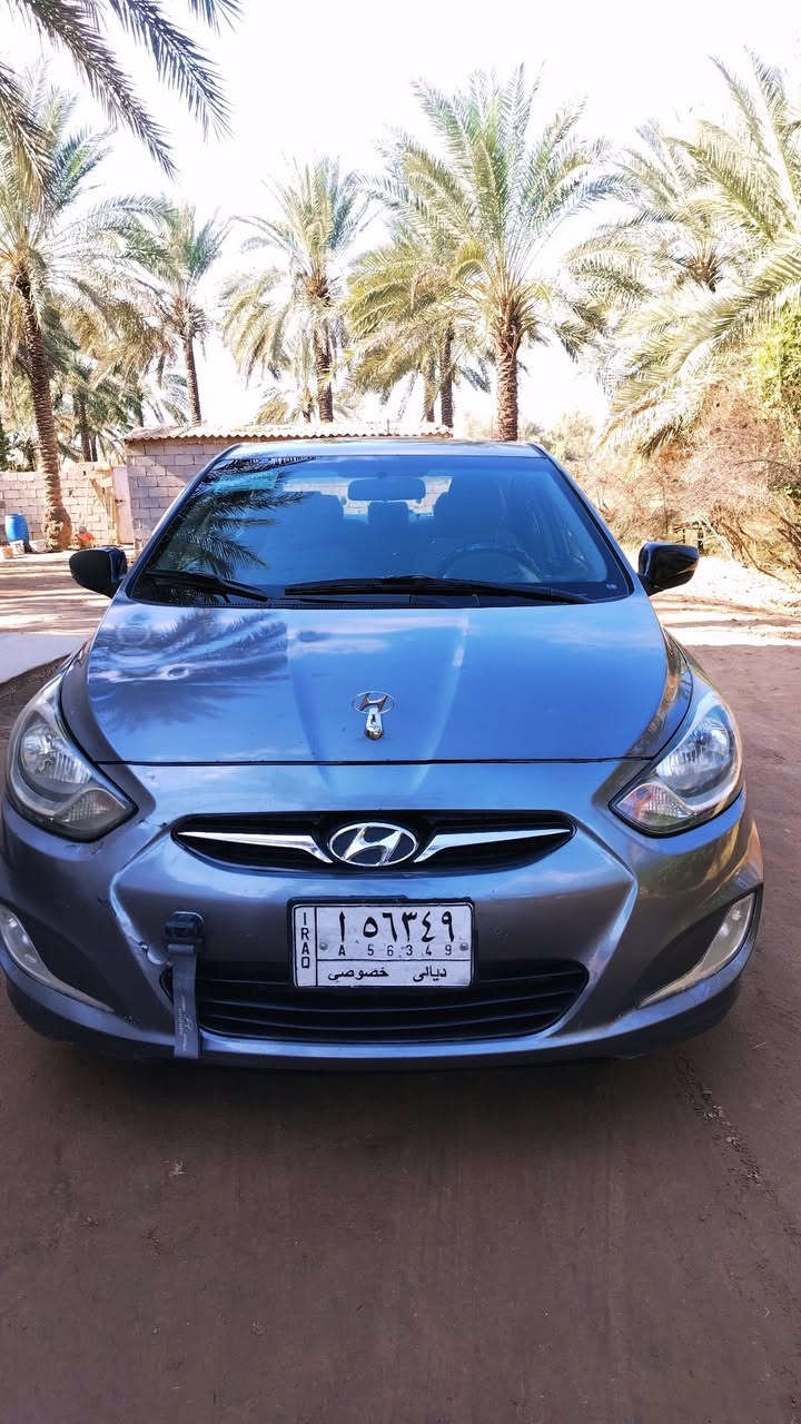 السلام عليكم سياره اكسنت موديل 2013سنويه 29 مكانه ديالى ناحية كنعان السياره جديده بمعنه الكلمه مكينه كير خير من الله تدفه تبريد ثلج كهربائيّة كله شغاله سنتر لوك 
تخم تاير جديد باتري جديد تخم مجاول وبلكات صدر جديد 
#السعر_95وبيها مجال للشراي للاستفسار الاتصال على الرقم ***********
