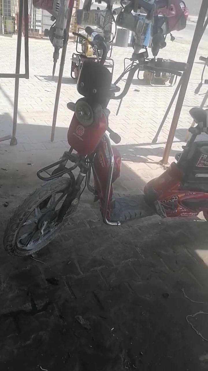 السلا عليكم ،دراجه شحن،للبيع
*********** الكوفه الصوب الصغير
