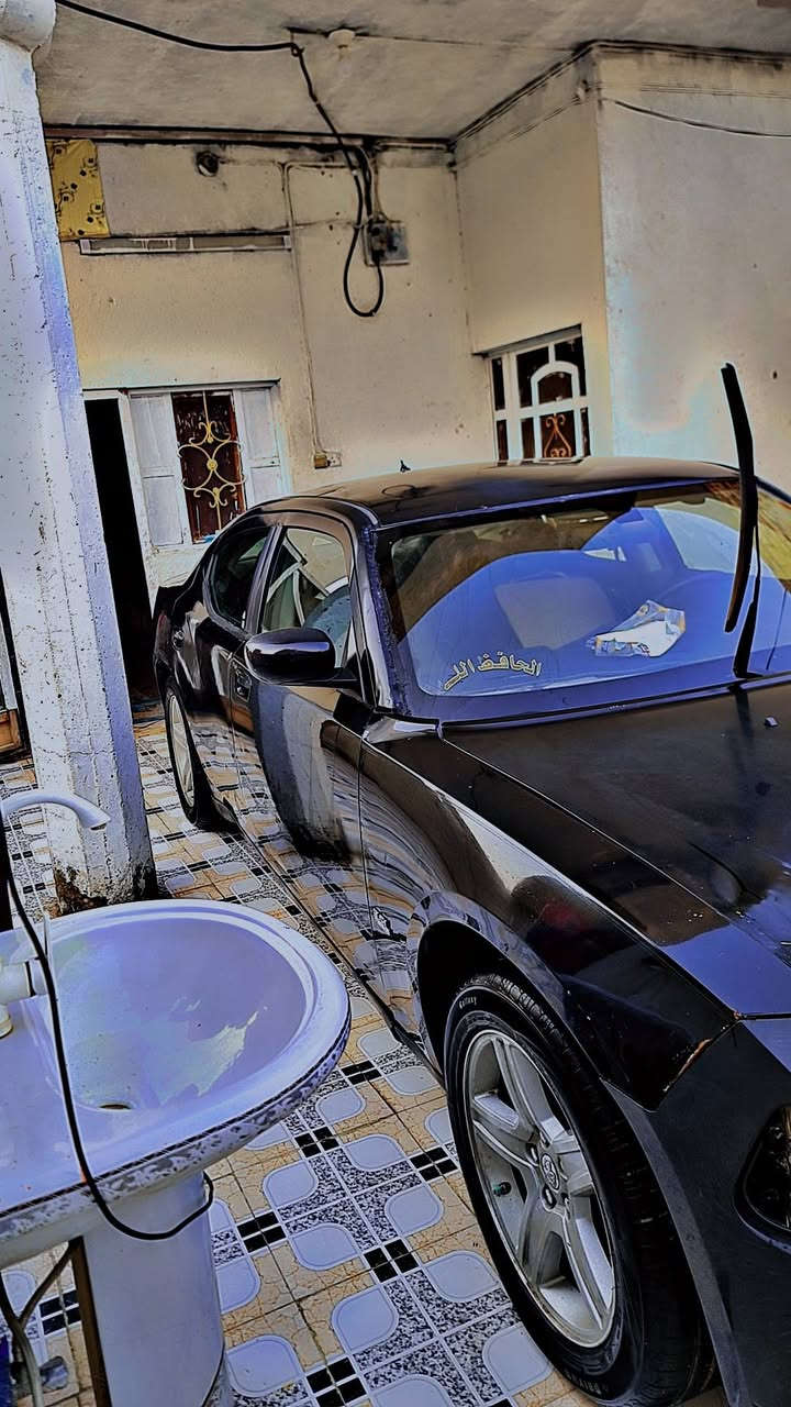 جارجر 2010كص جنطه سياره جديده محرك كير اكسل حداديه تيريد كله جديد وكله شغال سياره نص فول كشن ميمورني كهربائي تخم تاير جديد سيارته متؤمه رقم اربيل طبق الاصب وين متريد تطلع 
سعره 45 وبيه مجال *********** اتصل ماموجود على نت
